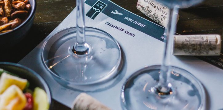 wine-tasting-in-bangkok1