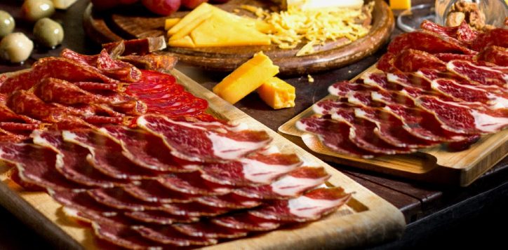 cold-cuts-in-bangkok1-2