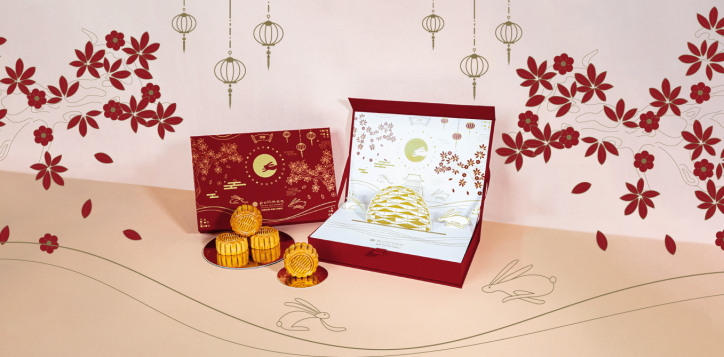 indulge-in-the-essence-of-tradition-mooncake