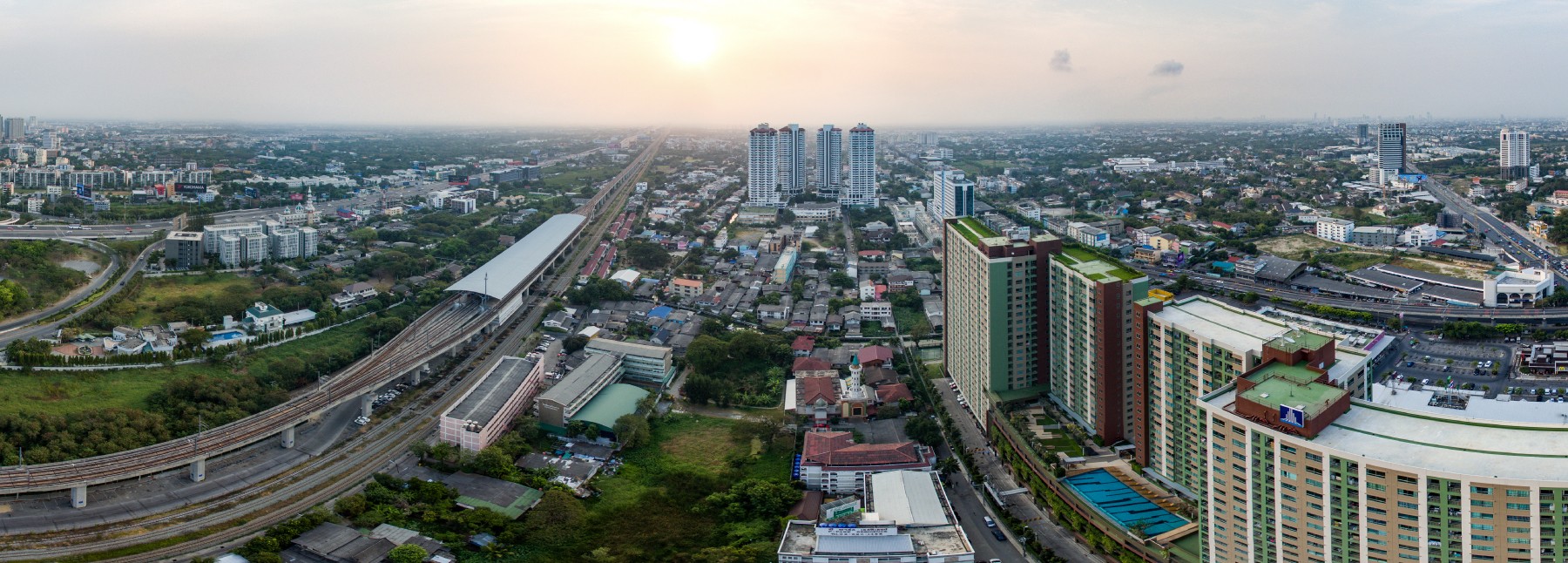 hotel near bangkok airport train station