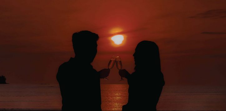 valentines-day-beachfront-dinner