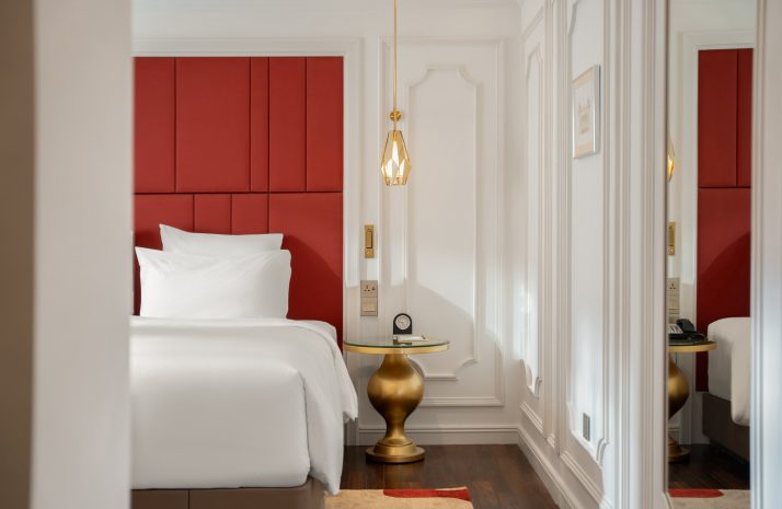 grand-deluxe-room