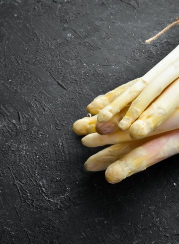 white-asparagus-season-at-medici-kitchen-bar