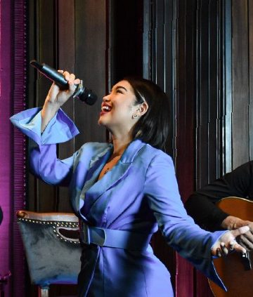 live-entertainment-at-medici-kitchen-bar
