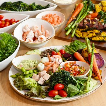premium-salad-saturday-experience