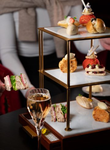 saveurs-de-la-saint-valentin-afternoon-tea-for-two
