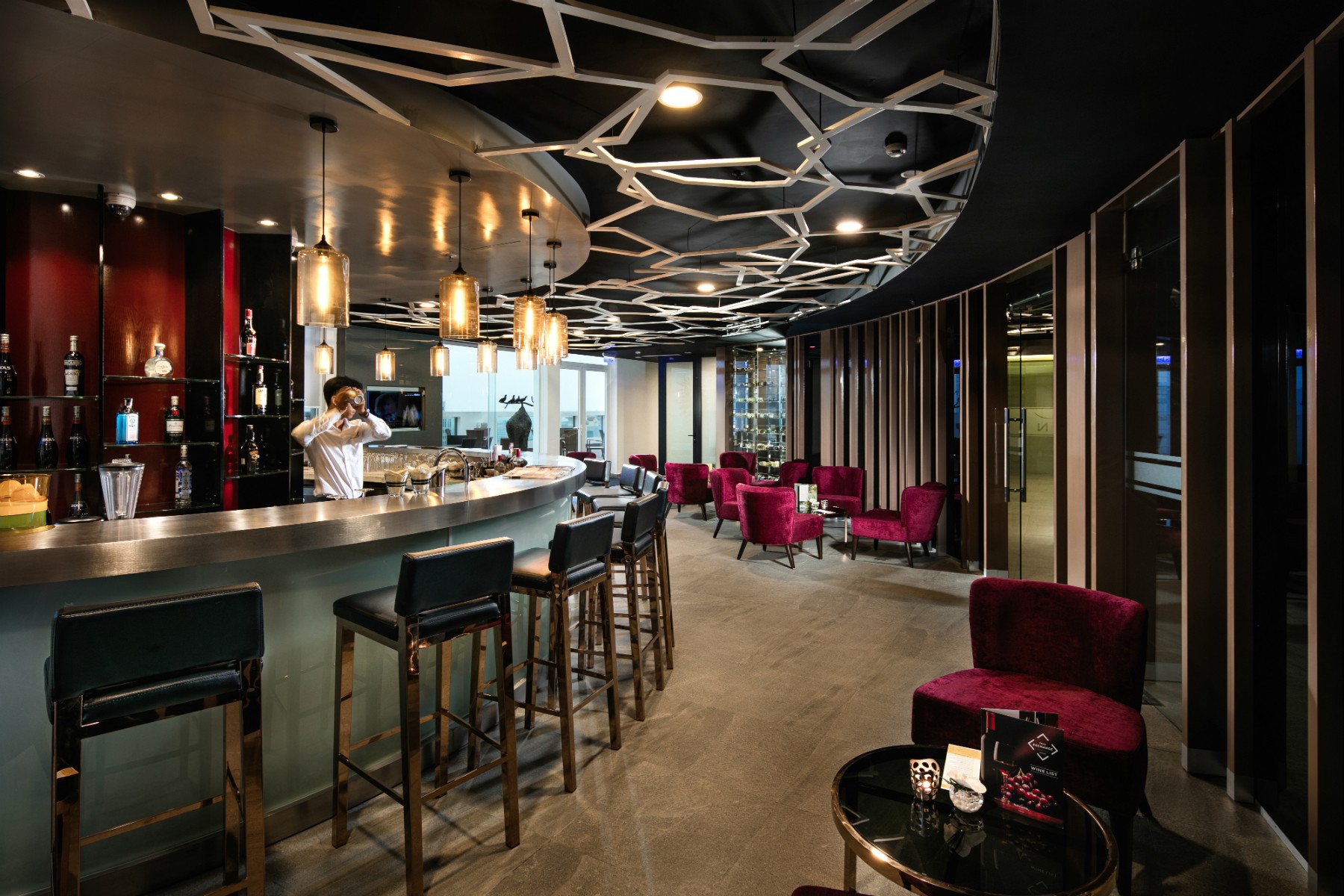 Novotel Suites Hanoi Restaurant & Bars