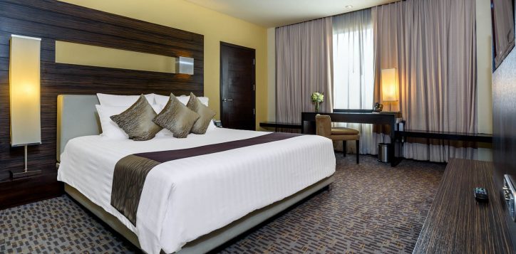 guest-rooms-siam-suite-1