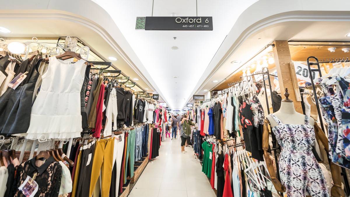 The Platinum Fashion Mall (Over 2,000 shops) | Novotel Bangkok Platinum