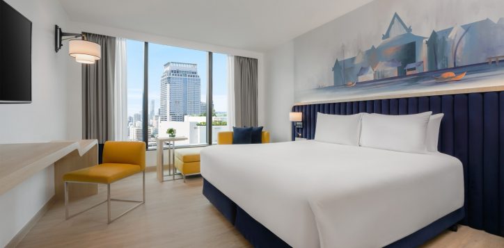 deluxe-room
