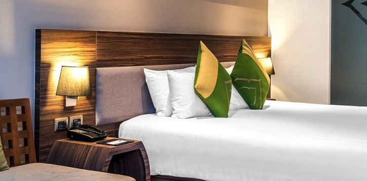 novotel-phuket-resort-superior-room