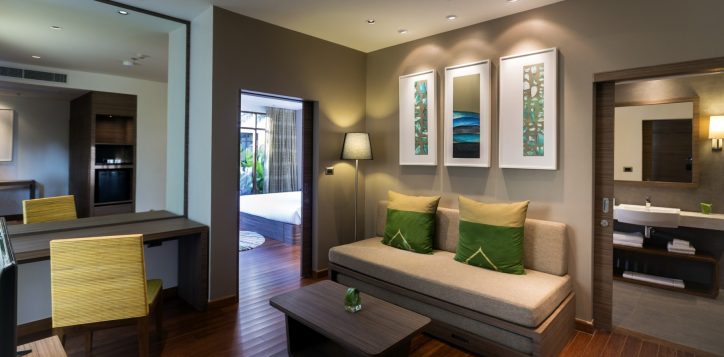 plunge-pool-suite-8-2