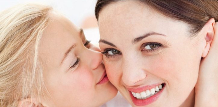 sr-sales-marketing-banner-on-web-mother-day