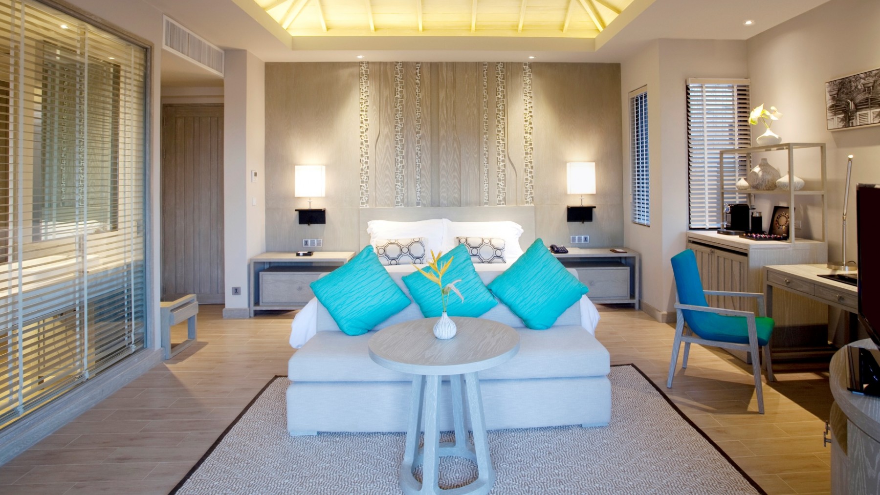 room-grand-deluxe-02-grand-deluxe-room-2-2