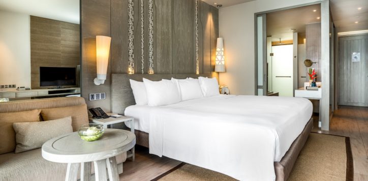 room-deluxe-room-deluxeroom1-2-2