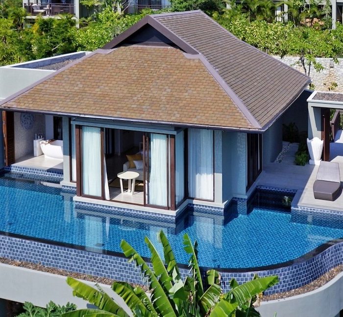 luxury-ocean-pool-villas