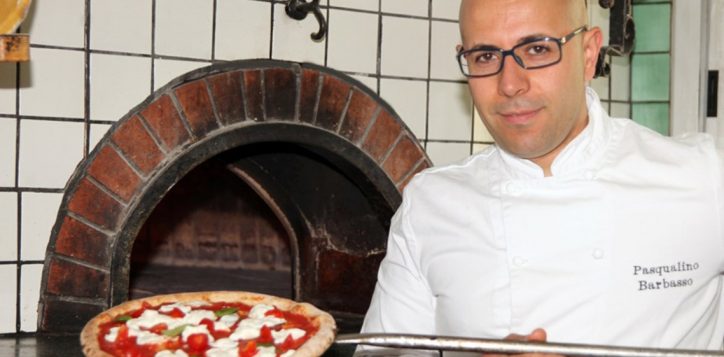 acobatic-pizza-show41