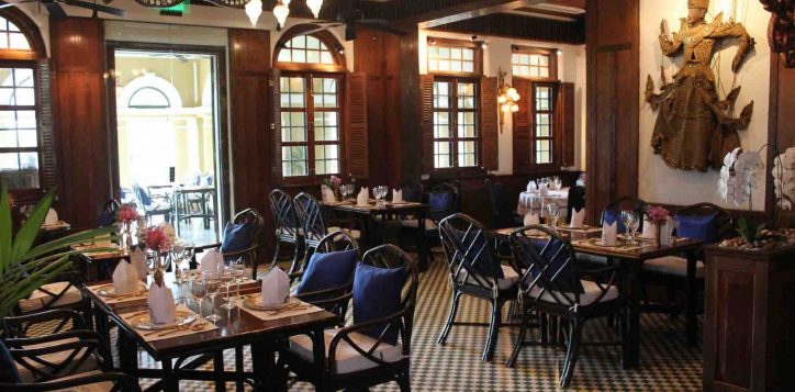 mark-knowles-blue-elephant-restaurant-2