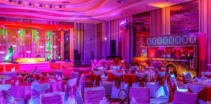 ballroom-indian-wedding-in-phuket