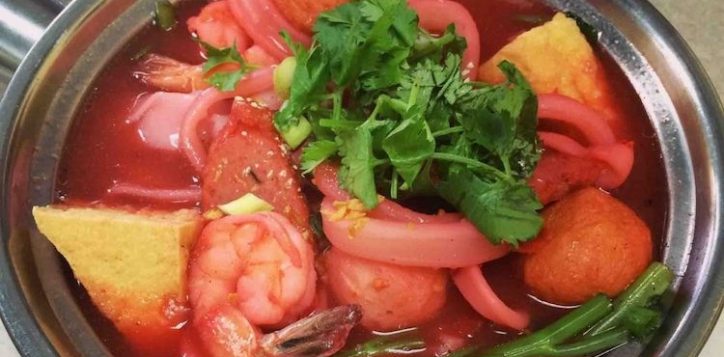 kelly-wang-yen-ta-fo-noodles-1024x932