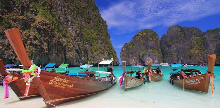 phi-phi-island
