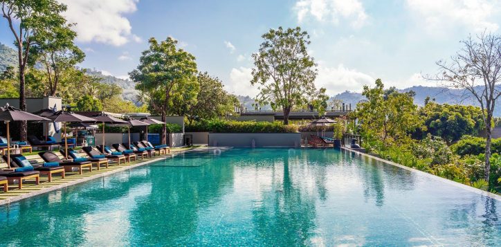 pullman-arcadia_float-pool02-2