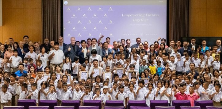 accor_heartbreak_hill_mini-marathon_2024_handover-1