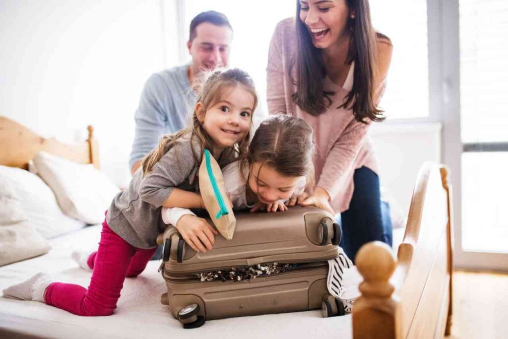 Going on a trip in Bangkok with your family can't miss staying over at family friendly hotels for the best services prepared for every family member.