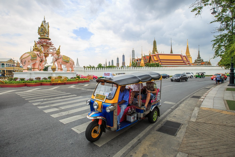 the-best-hop-on-hop-off-bangkok-tour-bus-boat-and-tuk-tuk
