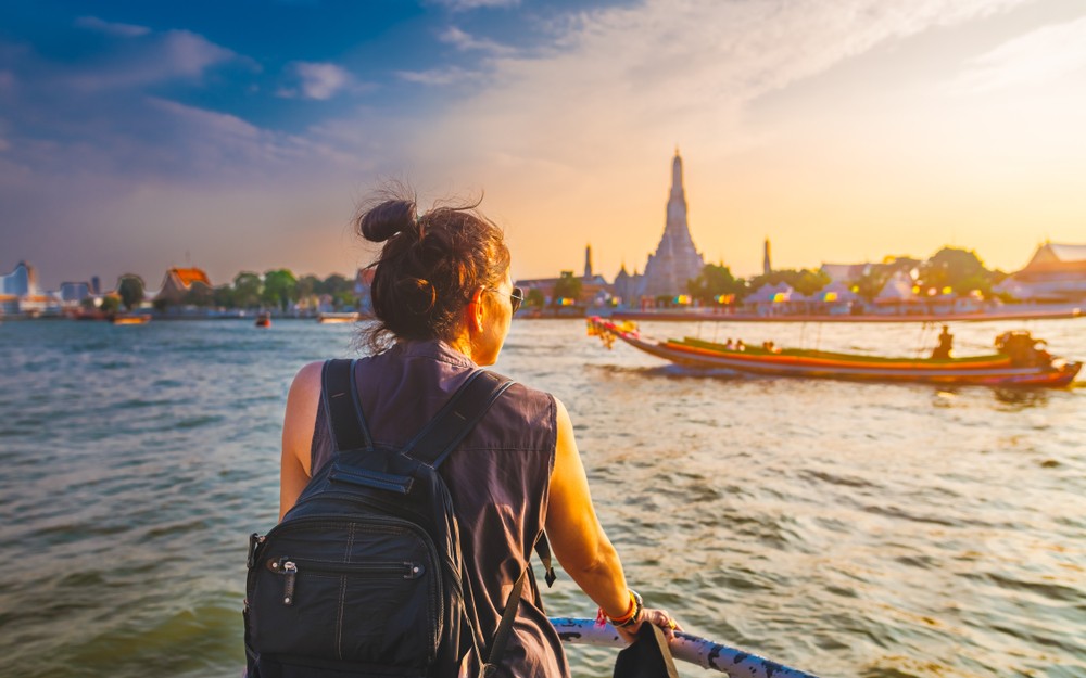 Chao Phraya River Bangkok offers you a sightseeing service across Bangkok on a boat with unlimited hop-on-hop-off within one day