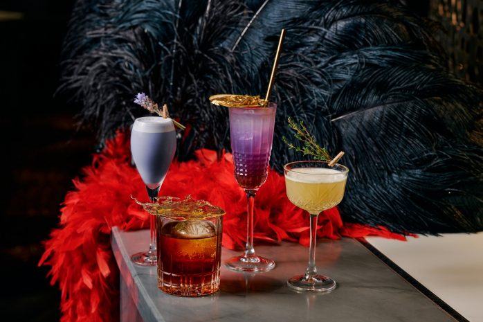pouring-the-razzle-dazzle-special-cocktails-inspired-by-chicago