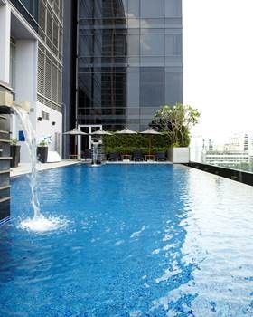 Bangkok Hotel with Swimming Pool | Novotel Bangkok Ploenchit