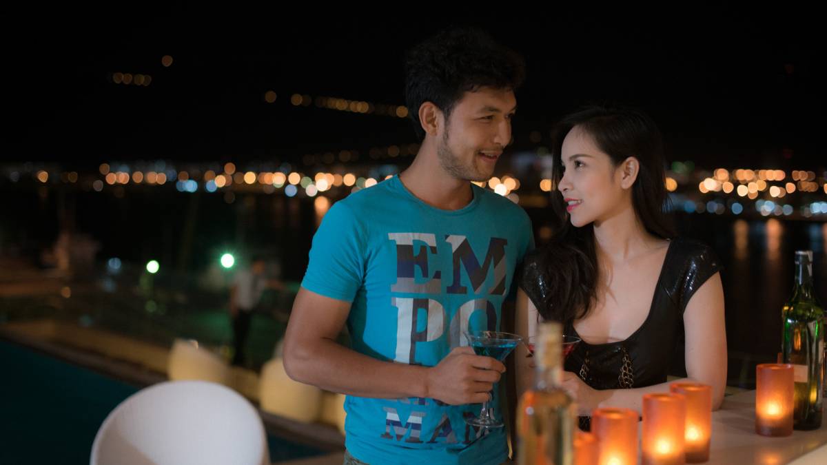 Hẹn hò Valentine tại The Splash Pool Bar