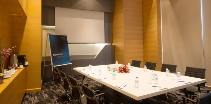 mice-section-meeting-room-tho-son-3