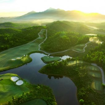 uu-dai-nghi-duong-choi-golf-tai-novotel-danang-premier