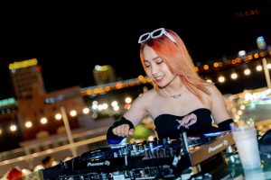 Catchy dj by the pool at novotel danang