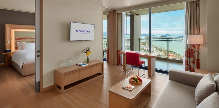 novotel-danang-premier-han-river-suite-3