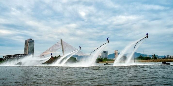 kham-pha-danang-downtown-jetski-show-lan-dau-tien-tai-da-nang