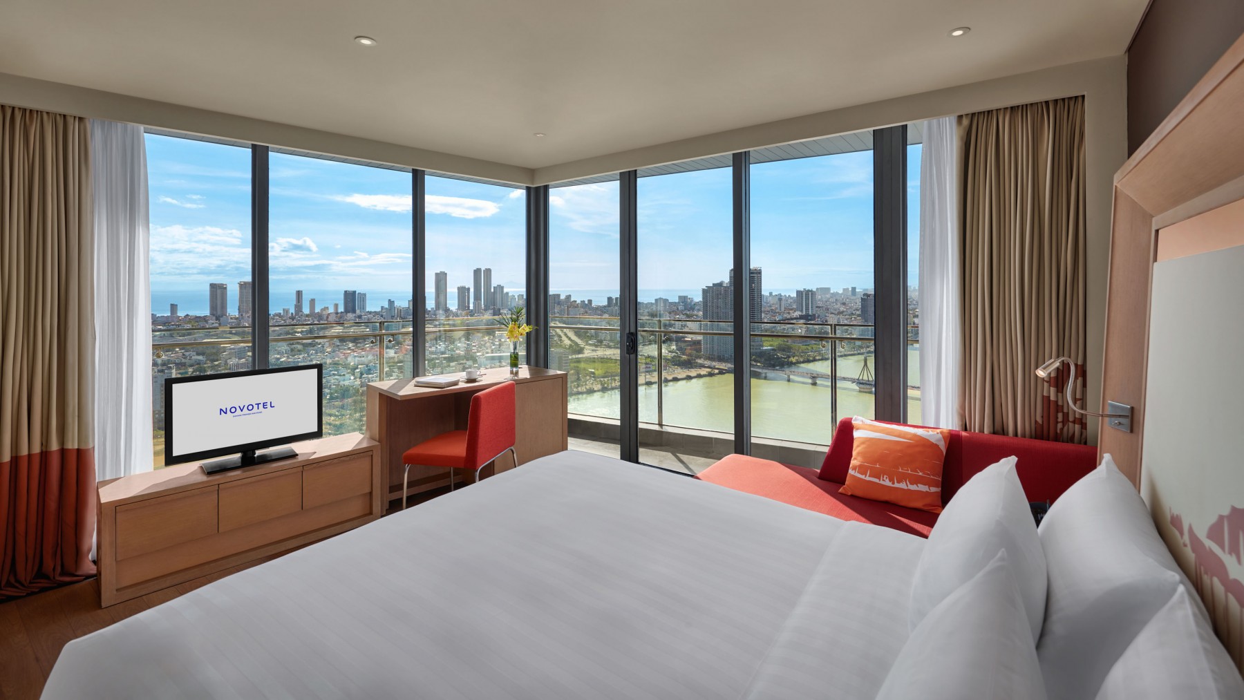 Novotel Danang Premier Han River - Executive Corner King Room