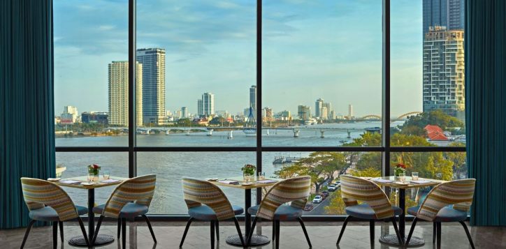 quay-bar-the-balcony-novotel-danang-premier