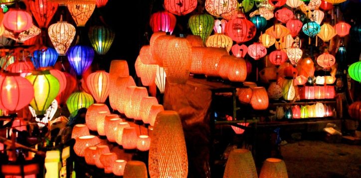 pho-den-long-hoi-an