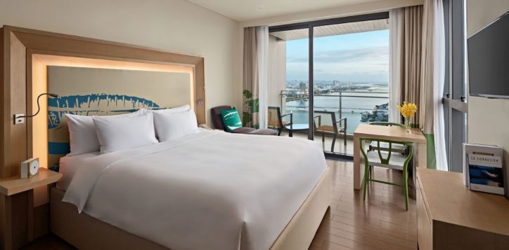 studio-apartment-bedroom-novotel-danang-premier-han-river