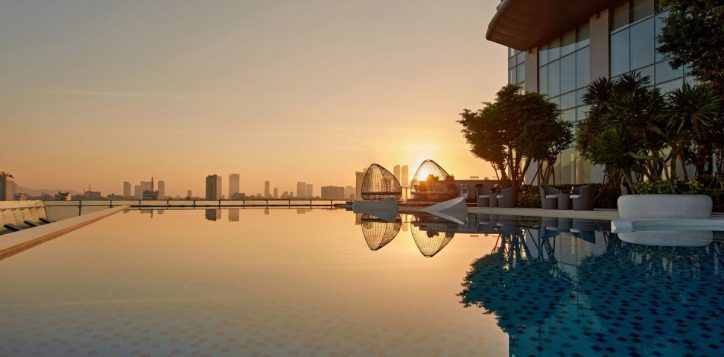 ho-boi-vo-cuc-novotel-danang-premier-han-river-2