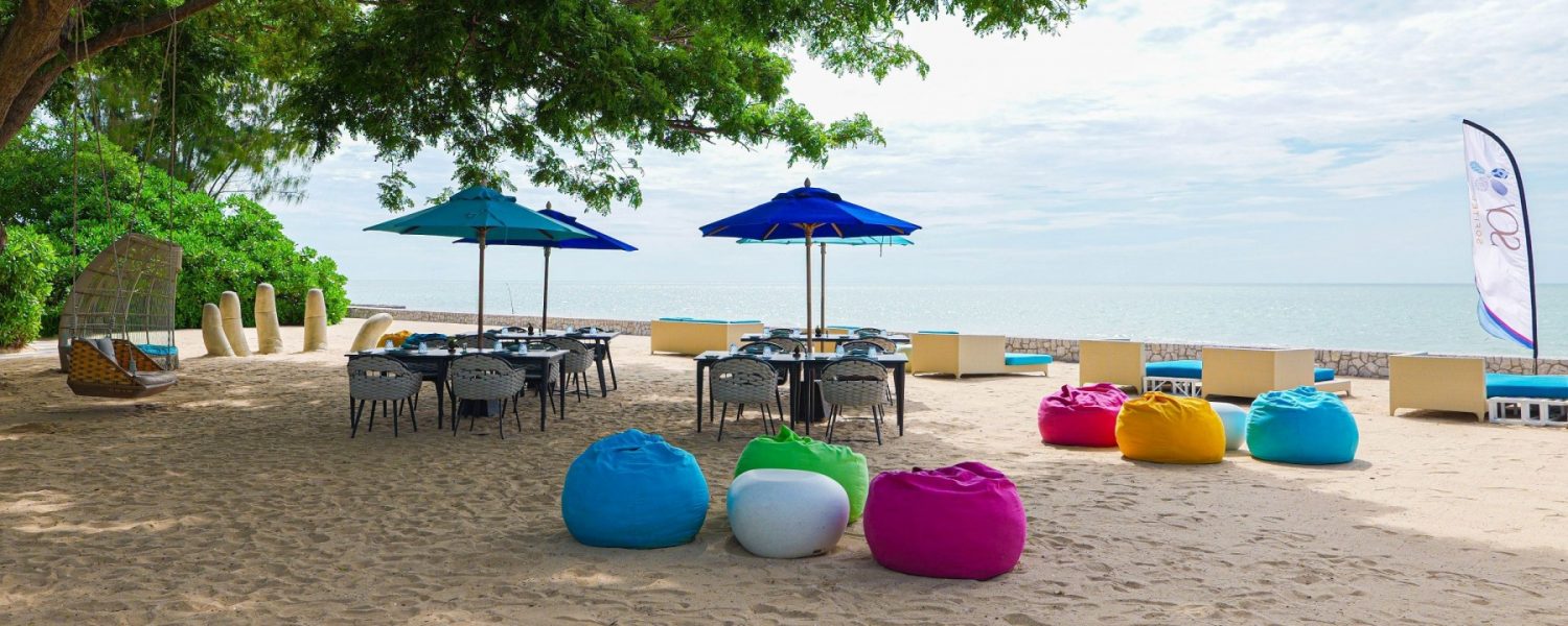 beach-society