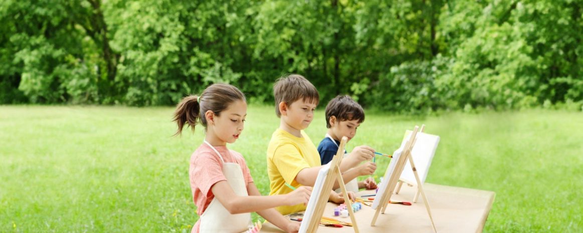 painting-in-the-garden