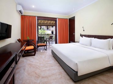 deluxe-king-bed