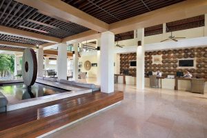 mercure lobby