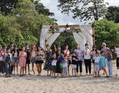 mercure-bali-sanur-resort-releases-baby-turtles-at-mertasari-beach