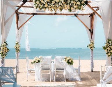 mercure-bali-sanur-resort-celebrates-beachfront-wedding-gathering