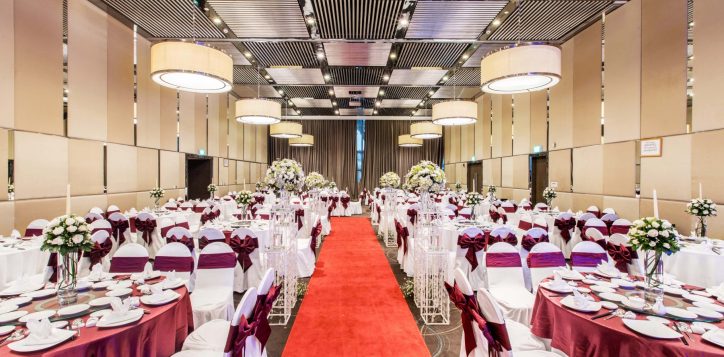 ballroom-full-wedding-set-up-2-copy